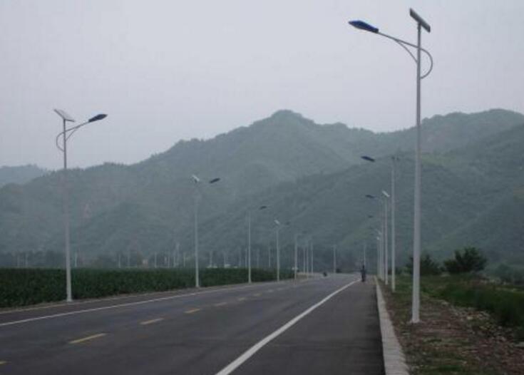 鄉村太陽能路燈