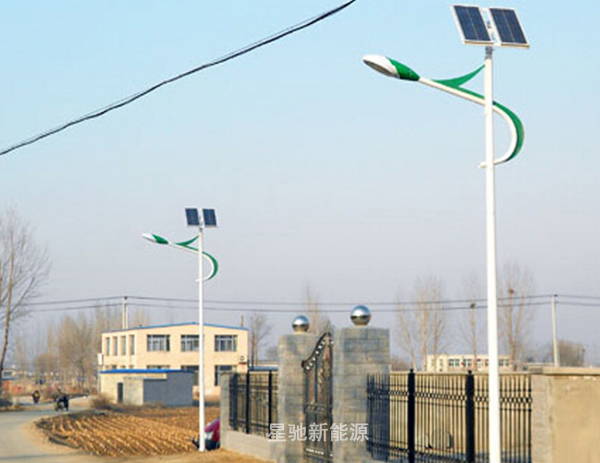 太陽(yáng)能路燈單價(jià)多少錢(qián)一盞
