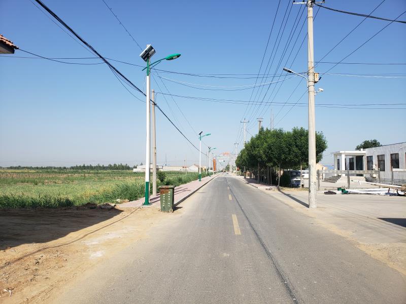 標準路燈隔多少米一盞