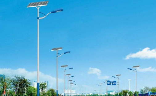 太陽(yáng)能路燈廠家價(jià)格多少錢一個(gè)