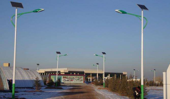 6米太陽能led路燈報價多少錢