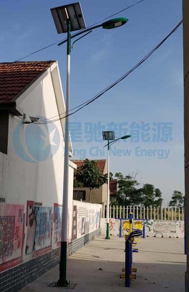 照明太陽能路燈