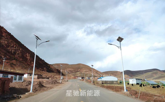 農村太陽能路燈