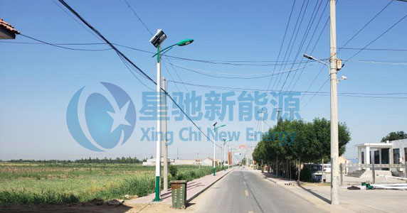 太陽能一體路燈