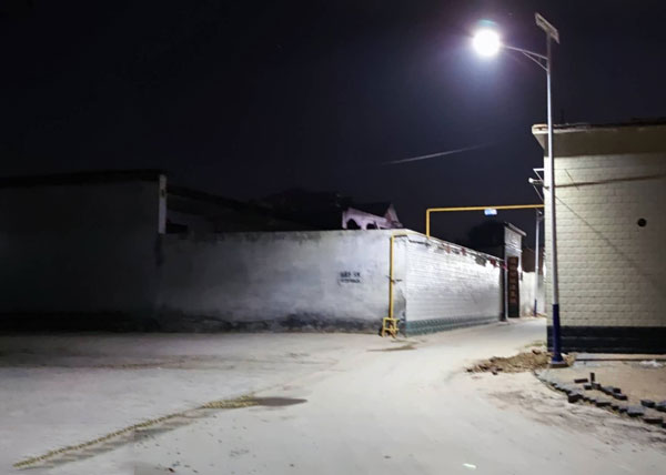 農村太陽能路燈